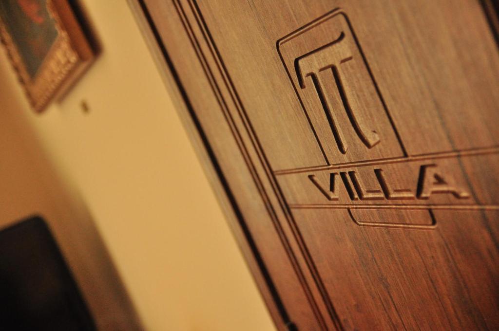 Boutique Hotel Villa P 乌日霍罗德 外观 照片